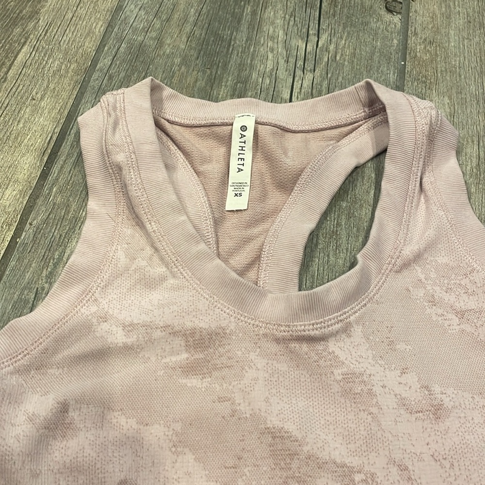 Athleta momentum tank in pink camo - Picture 3 of 4